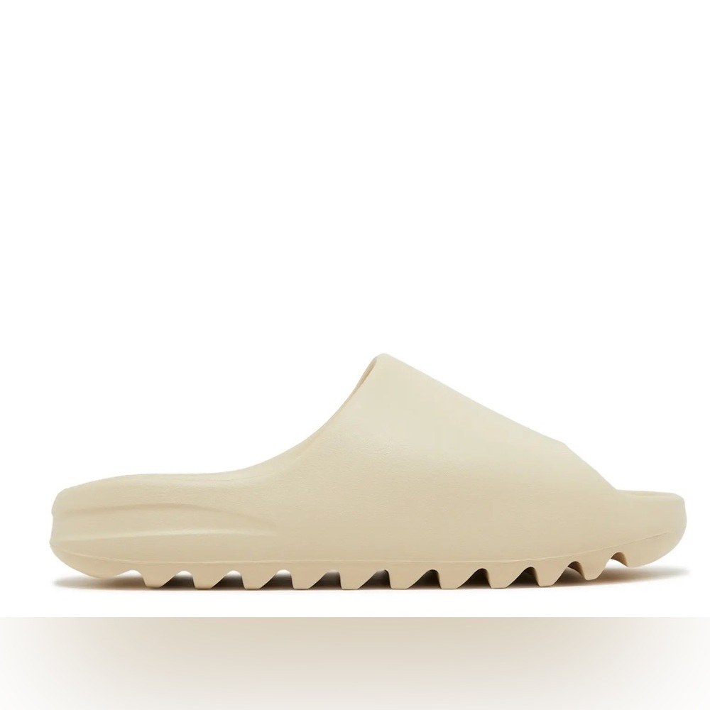 Yeezy Slide Bone